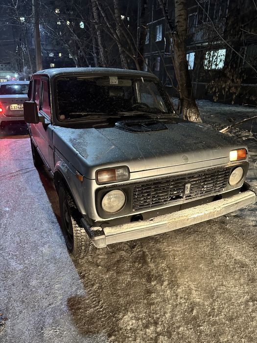 Продам Нива 5 дверная ваз