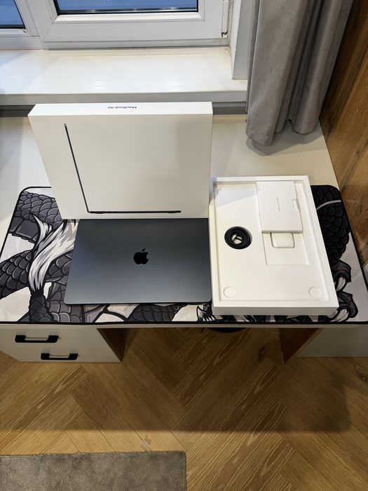 Macbook Air 15 M4 / 100% / СРОЧНО