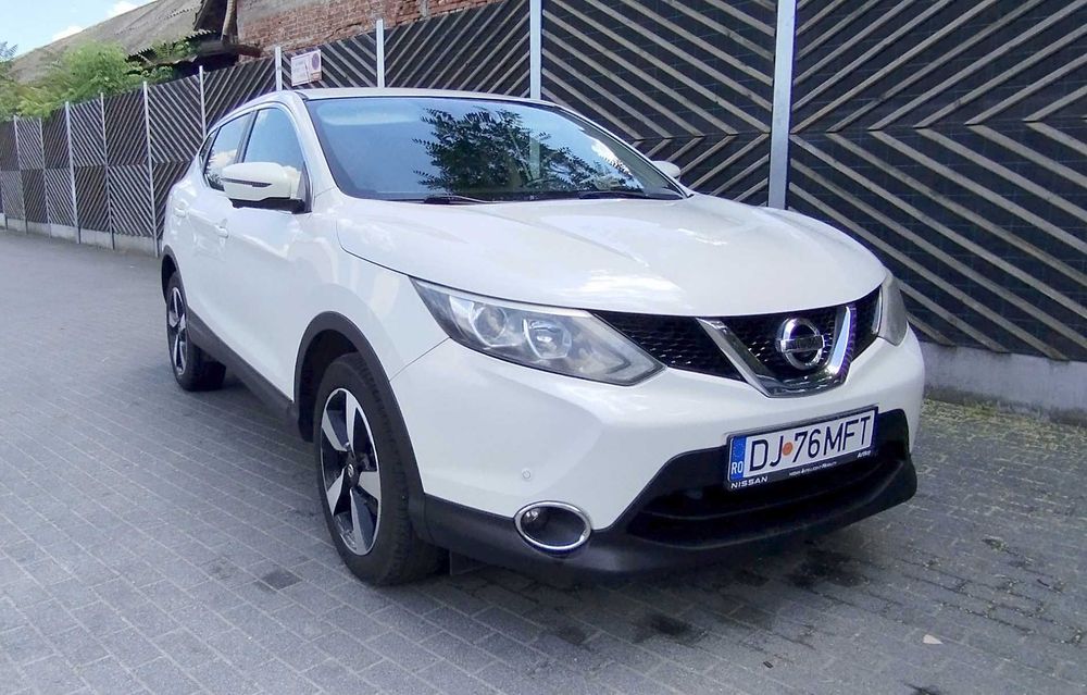 Nissan Qashqai 1.6 Benzina 163 CP