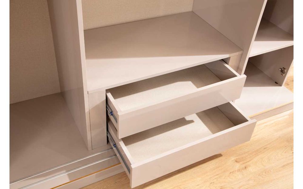 Цялостен спален комплект Arya Hello Home