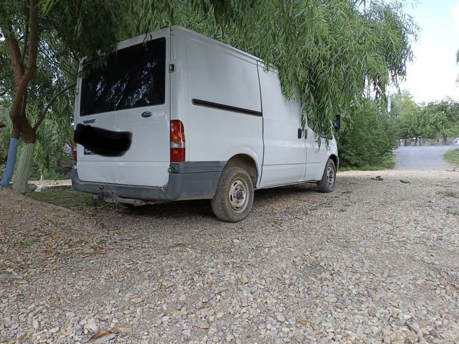 Vand autoutilitara Ford