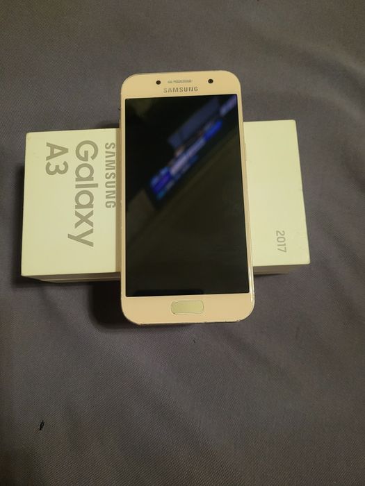Samsung  A3 (2017)