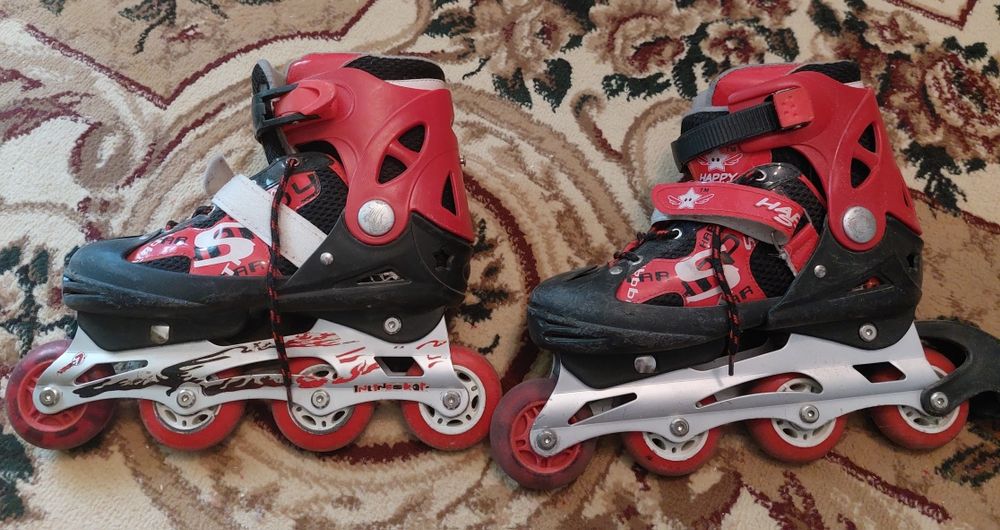 Красные ролики, б/у