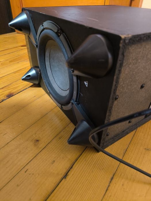 Активен субуфер ONKYO SKW-501E