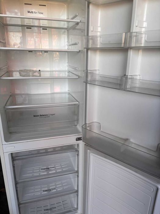 Продам холодильник LG