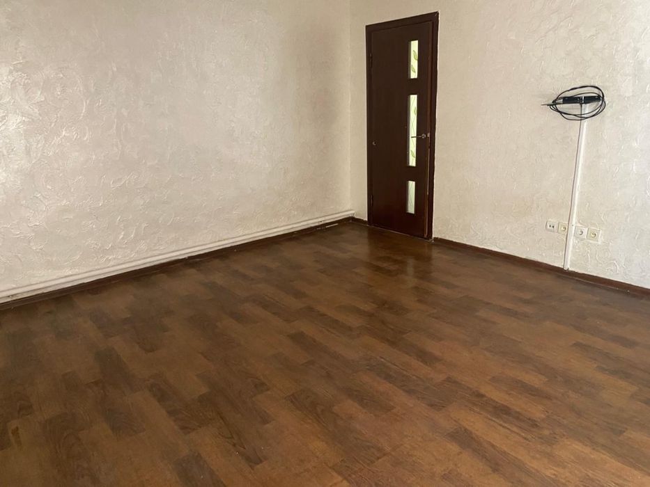 Үйдің жарты бөлігі  сатылады