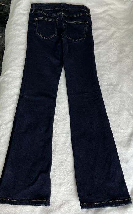 Джинсы клеш Zara.
