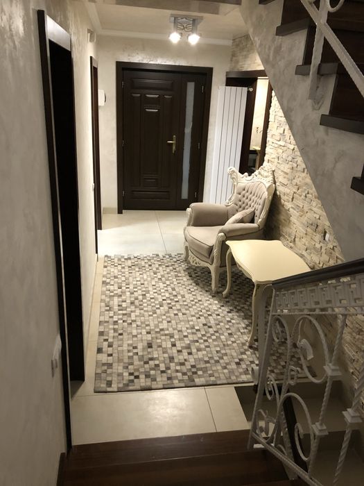 Schimb sau Vand Vila ULTRALUX UNICA cu Piscina Visan