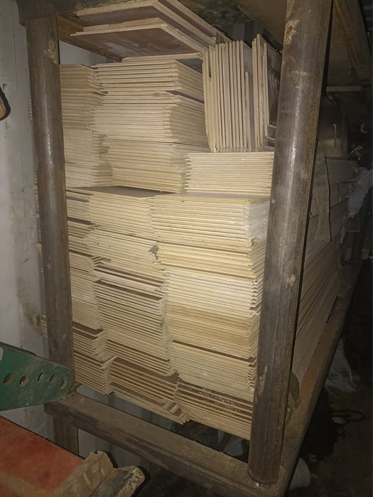 Продается двери ламинат