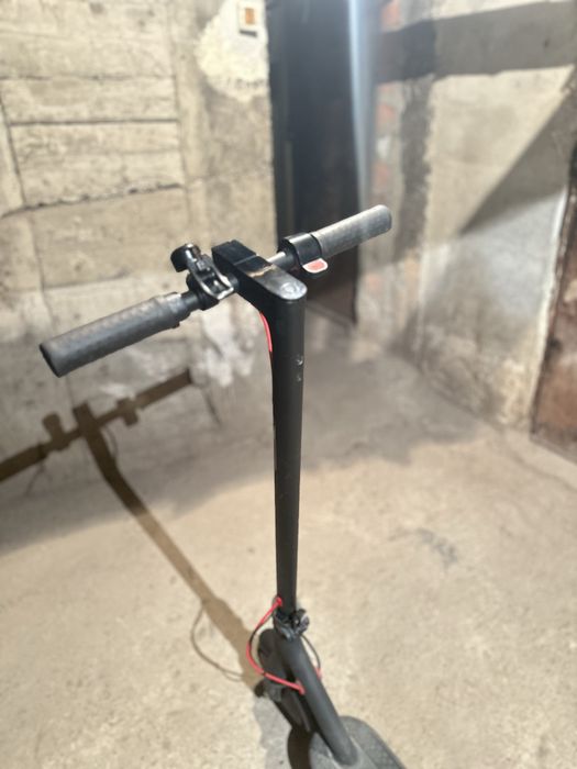 Trotinetă electrică Xiaomi Mi Electric Scooter Pro