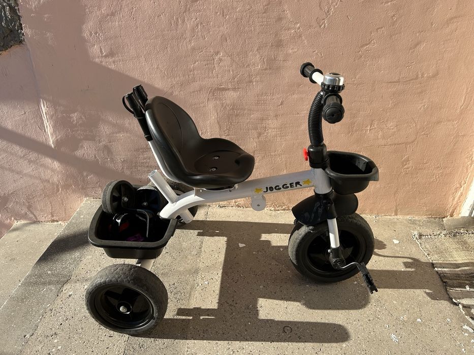 Триколка Chipolino Jogger Чиполино