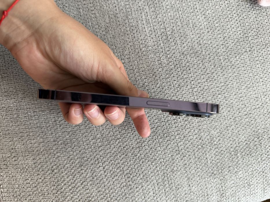 Iphone 14 pro deep purple