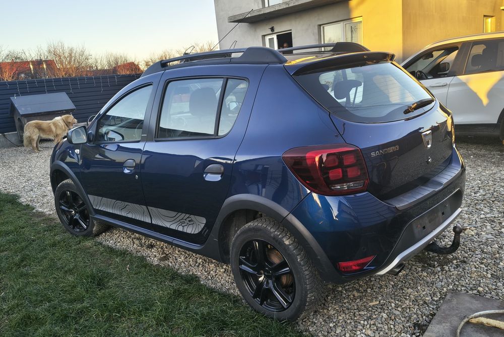 Dacia Sandero Stepway 0898 Celebration