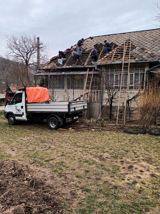 Transport moloz în saci sau vărsat