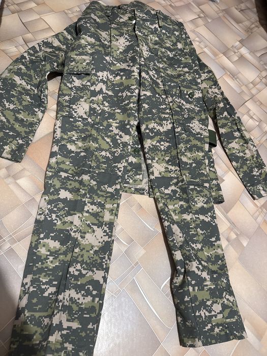 Продаю комплект  военной формы