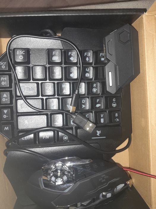 Продам игровой набор для телефона