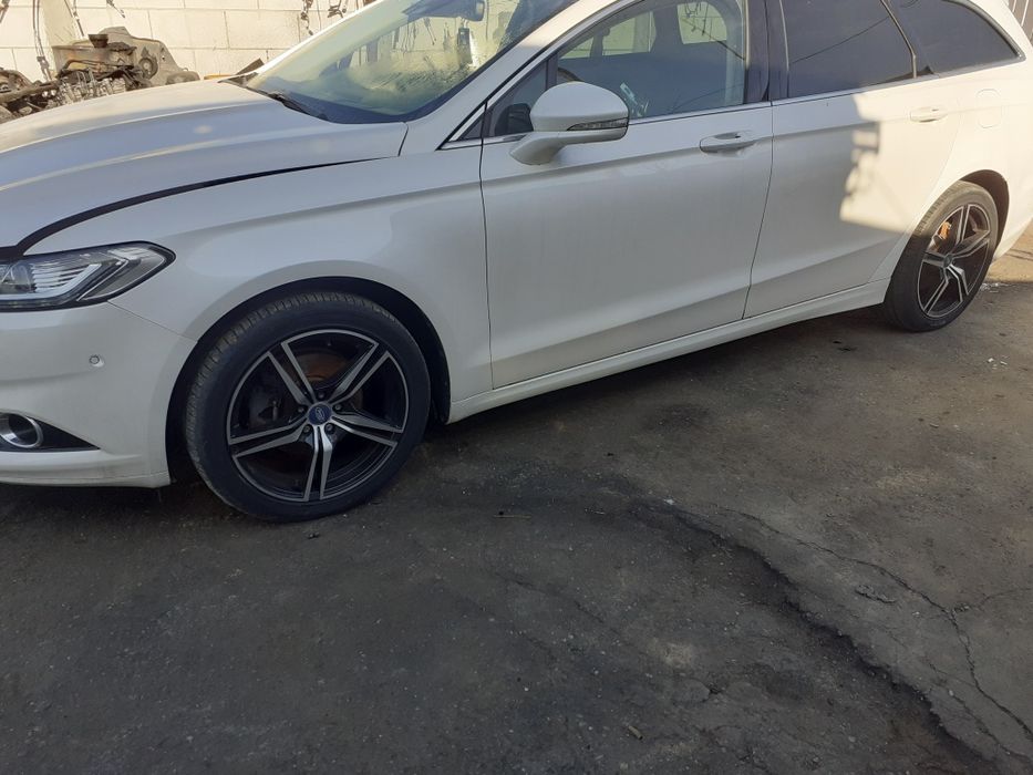 Vând haion uși capota ford mondeo mk5 alb perlat