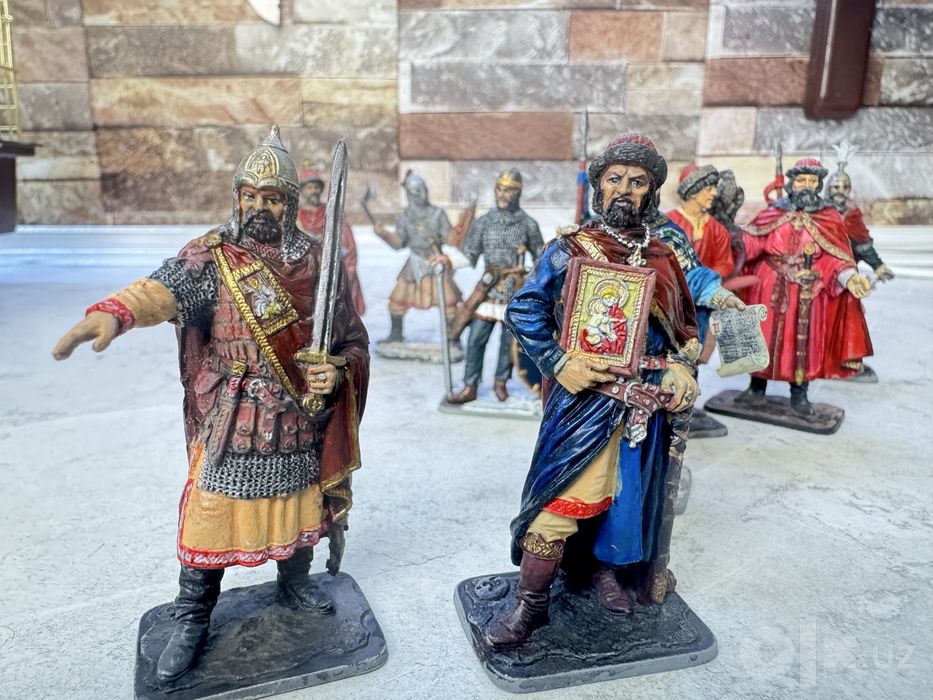 Солдатики игрушки миниатюра Оловянные солдатики.