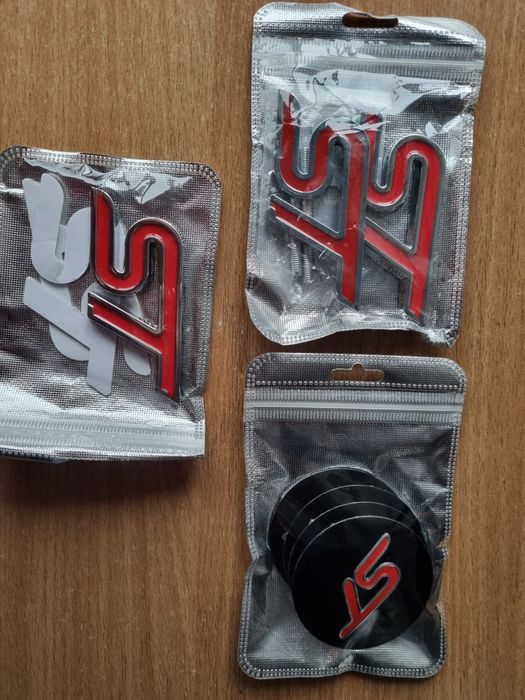 Embleme auto metalice +embleme  jante sau capace ST