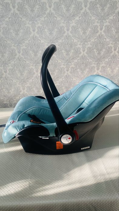 Детское автокресло