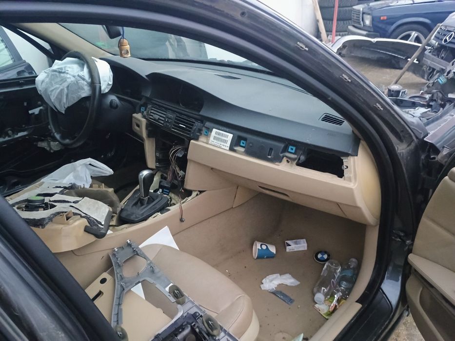 Bmw e90 320д седан