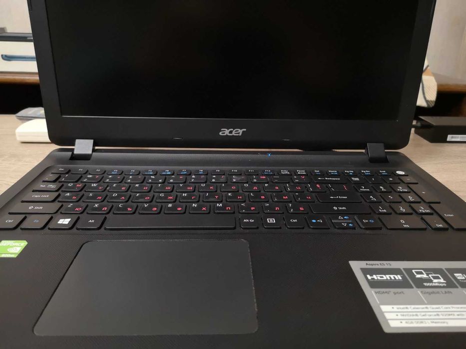 Лаптоп Acer Aspire ES1-532G
