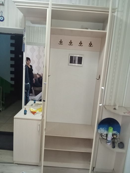 Перехожка продаётся хорошее.