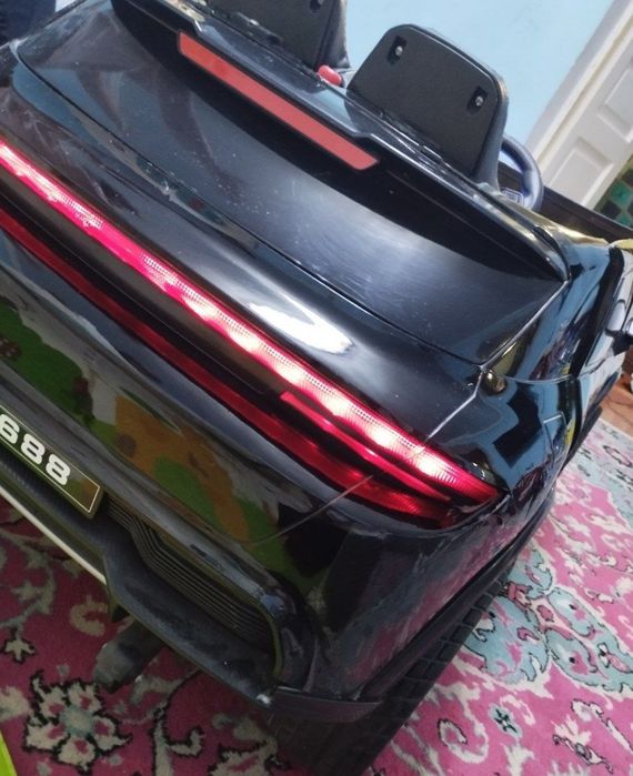 Продам детскую машину