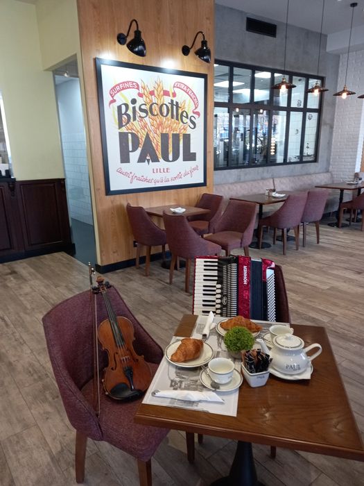 Музыканты  "Скрипач и Аккордеонист" (дуэт)