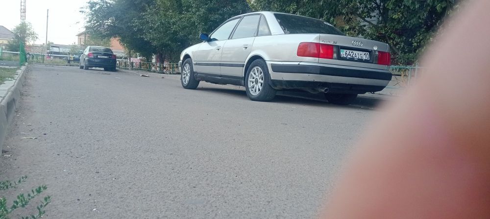 Продам Ауди 100 с4 в хорошем состоянии!!!