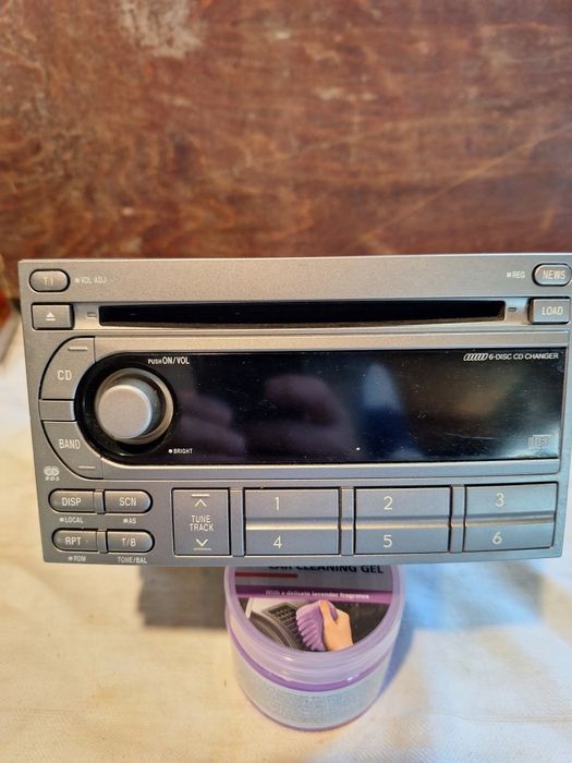 Radio Casetofon pt SUBARU cu magazie de 6 CD
