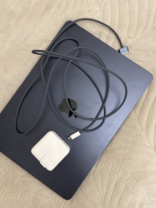 Macbook air ноутбук