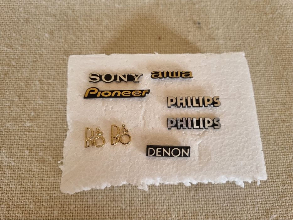 Pachet Sigle/Logo Phillips, Sony, Denon, etc. Perfecta stare.