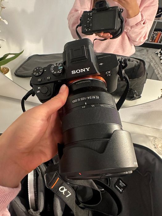 Vând Sony Alpha 7 ||