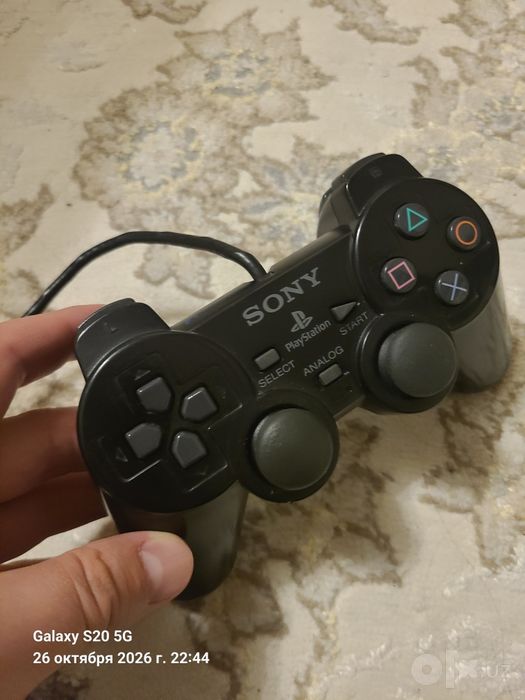 Playstation 2 va ps1 original joysticklari
