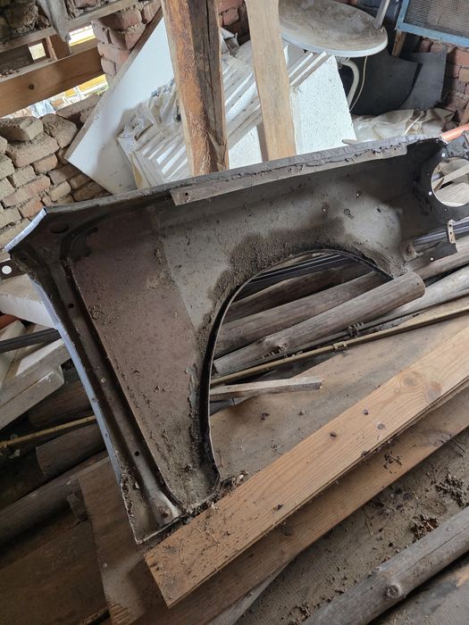 Волга. Газ 24 Преден калник