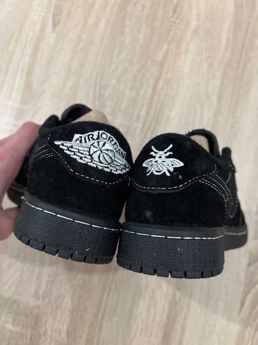 Jordan 1 low travis scott phantom