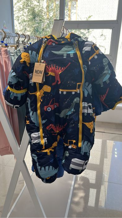 Продам детский комбинезон