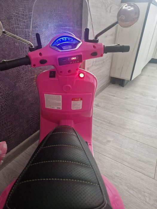 Piaggio Vespa електрически детски скутер