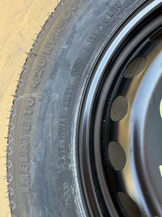 Патерица Continental 125/90 R16 5x112 57.1 DOT 25/05