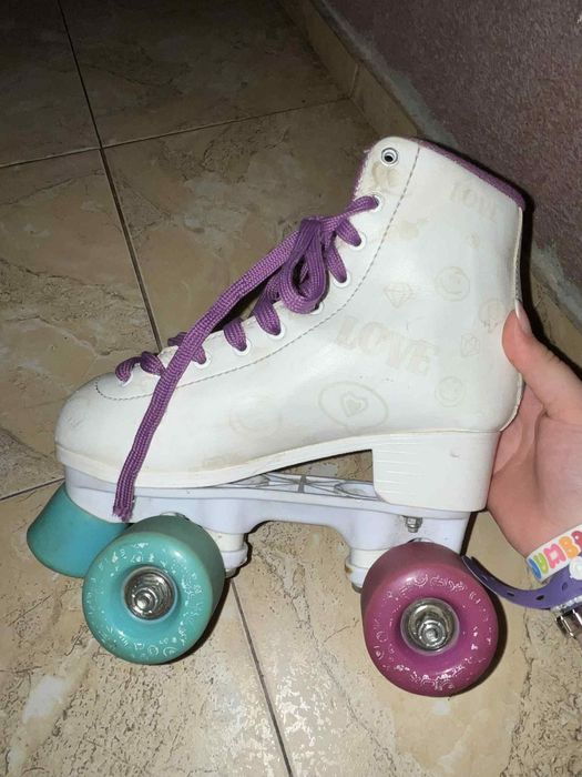 Продавам кънки Byox (34-35) номер