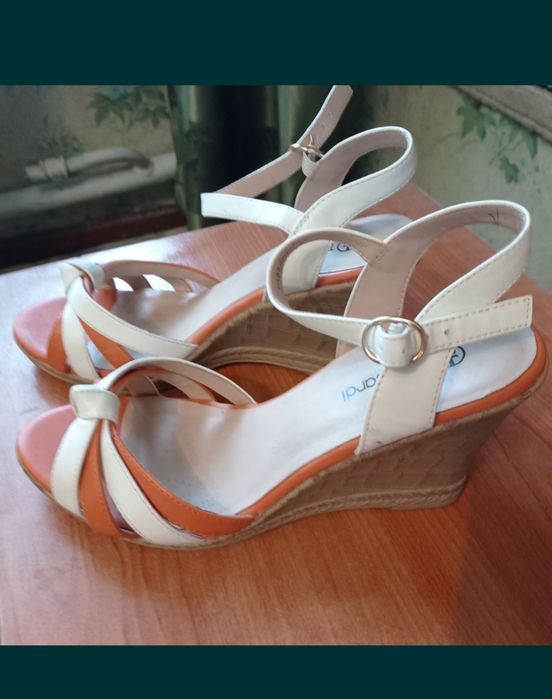 Кожаная обувь бассножки женские