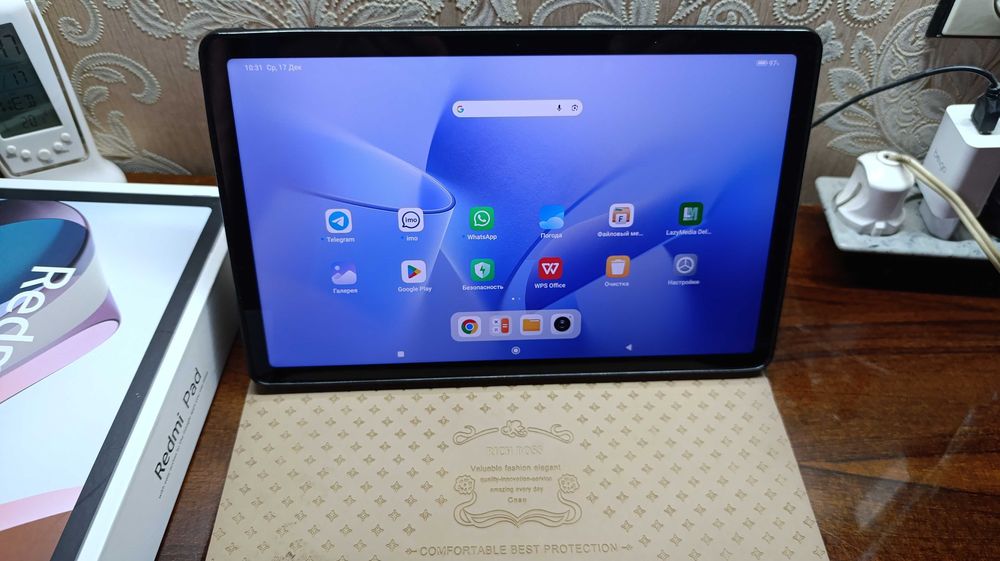 Продаю планшет Redmi pad б/у в коробке и хорошем состоянии.