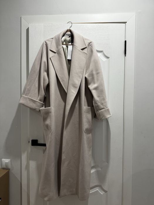 Продам срочно пальто