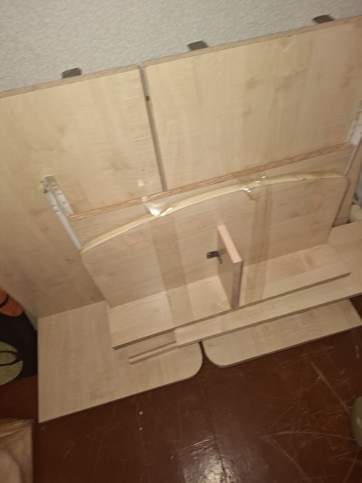 Стол компьютерный.Продается.