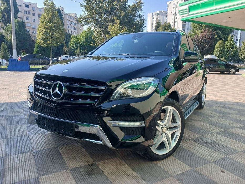 Mercedes ML350 Идеальная 2012 год