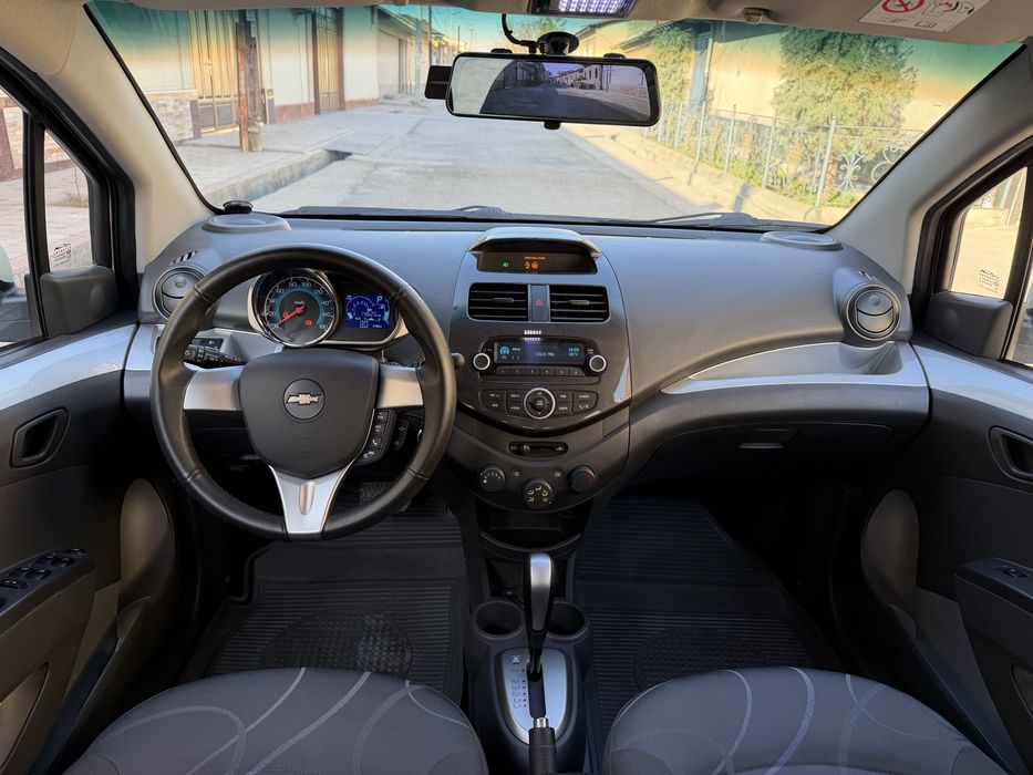 Spark avtomat elegant