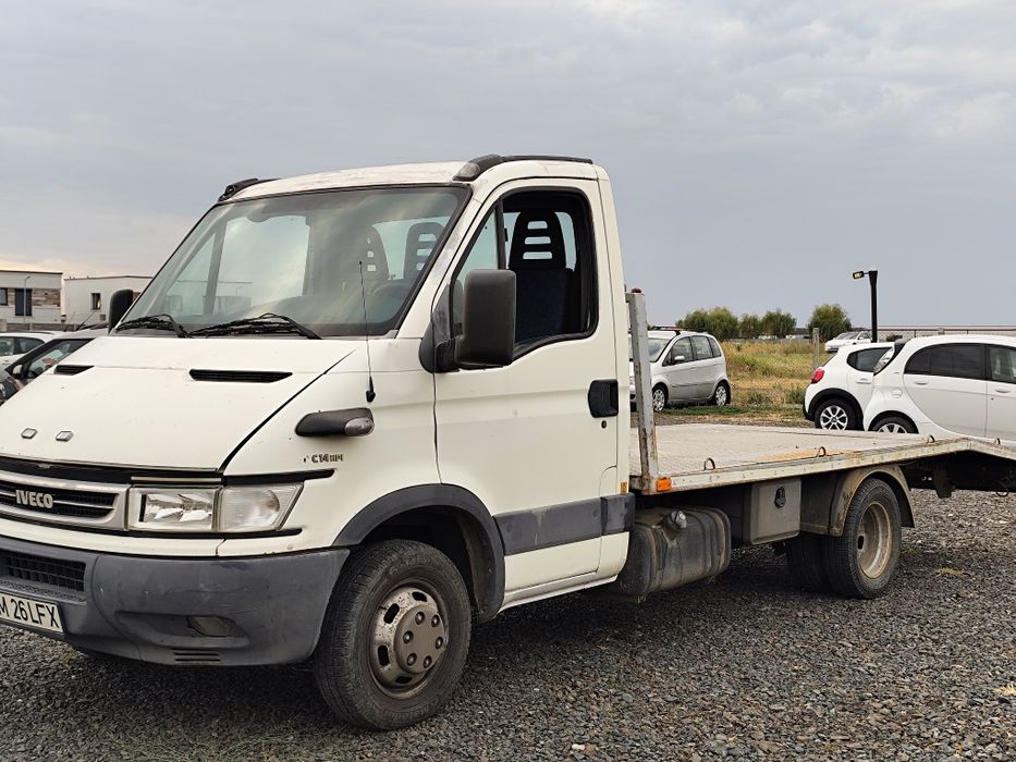 Iveco Daily  Platformă Auto.50C14. An 2005. Motor 3000. Se conduce  cu permis cat B.