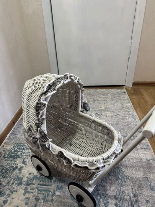 Декоторивная коляска