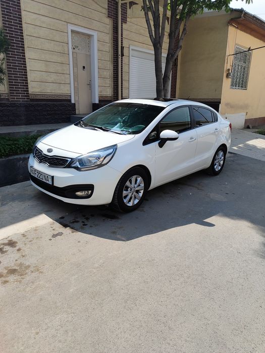 Kia Rio mashinasi